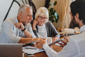 couple at free personal injury lawyer consultation